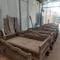 تخت های سنتی با کیفیت بالا برای باغ و رستوران