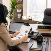دستیار مدیرعامل