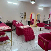 فروش فوری لوازم سالن زیبایی