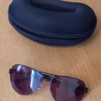 عینک آفتابی در حد نو