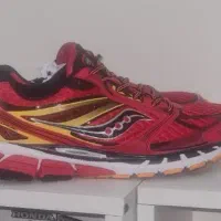 کتونی ساکنی. saucony