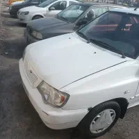 ۱۱۱ سفید ۹۳