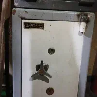 دو تا گاو صندوق دست دوم