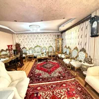 *واحد لوکس واقع درکوچه باغ محله ای با اصالت*