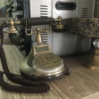 تلفن قدیمی