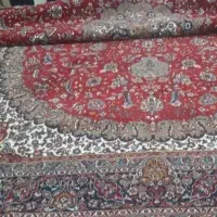 فرش نیازمند تعمیر