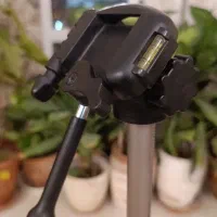 پایه دوربین عکاسی