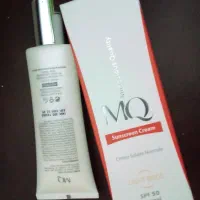 کرم ضدآفتاب دارای SPF50  ام کیوmQ