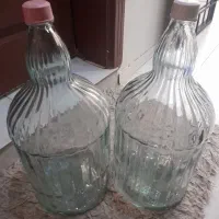 دو عدد بطری شیشه ای