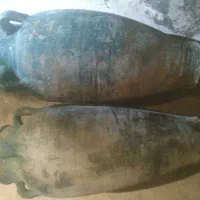 دو عدد کوزه قدیمی