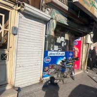 مغازه زیر پله پنج متری در کاشانی