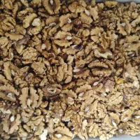 مغز گردو مغز پسته و چایی