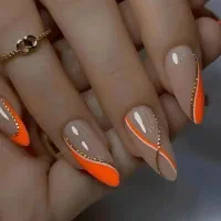 ترمیم وکاشت ناخن کاروکفسابی رنگ ولایت درلوکیشن شما
