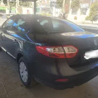 رنو فلوئنس ۲۰۱۵ بی رنگ