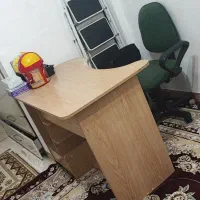 میزکامپیوتر و صندلی