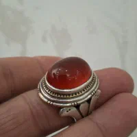 انگشتر فوق‌ کلکسیونی عقیق آبدار یمنی