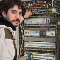 تکنسین هوشمند سازیknx برقکارنصاب دوربین(برق کرج)