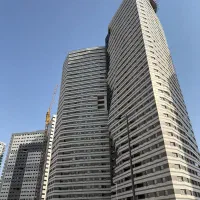 فروش واحد ۱۲۱ متری b3 شهرک چیتگر