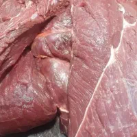 گوشت گوساله درجه یک