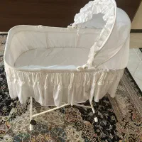 گهواره ( نی نی لای لای)