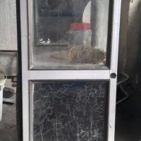 ویترین الومنیومی چرخدار