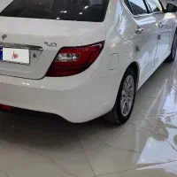 دنا پلاس توربو ۶دنده سانروف دار