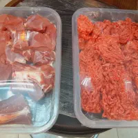گوسفندی گوشت مرغ و ماهی
