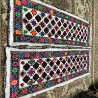 بالشت و کناره سنتی دست دوز