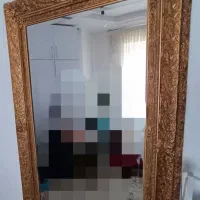 آینه و پایه زیر