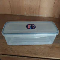 ظرف ماکارونی،وجای سوزن نخ وپتوی کودک