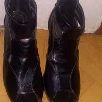 کفش پاشنه دار