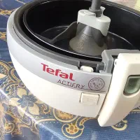سرخ کن یک قاشق روغنی تفال