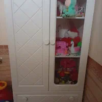 تخت وکمد