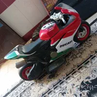 موتور مسابقه ای دوکاتی دوموتوره تحمل وزن تا100ک