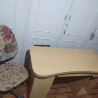 میز کامپیوتر و صندلی