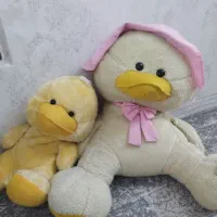 عروسک اردک پشمی