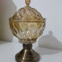 شکلات خوری. گز خوری
