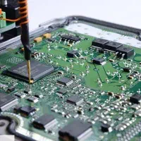 خدمات مهندسی الکترونیکی