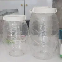 تعدادی دبه مخصوص عطاری وسوپر و...