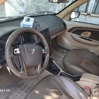 پژو پارسtu5