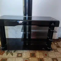 میز تلویزیون شیشه ای