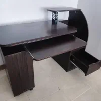 میز کامپیوتر
