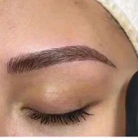 انواع خدمات زیبایی.  آرایش دائم