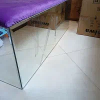 نیمکت آیینه دار