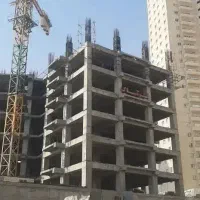 پیش-فروش-در-غرب-دریاچه-تک-برج-اسکلت-بتن