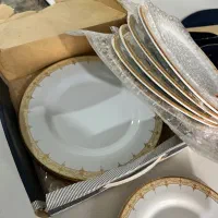 ظروف مختلف