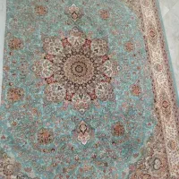 فرش در حد نو سالم