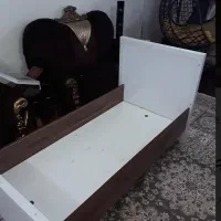 تخت نوجوان برند آپادانا