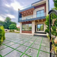 ویلا استخر دار۴فصل سندتگبرگ/پول لازم شدید