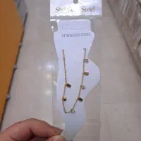 پابند های آویز دار دارای مدل های مختلف بدلیجات